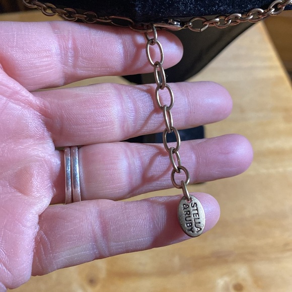 STELLA & RUBY - Picture 4 of 9